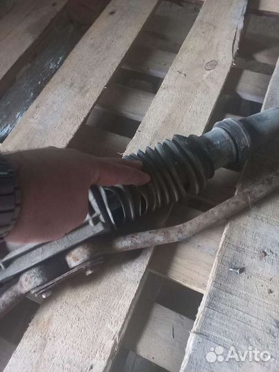 Продам рулевую рейку