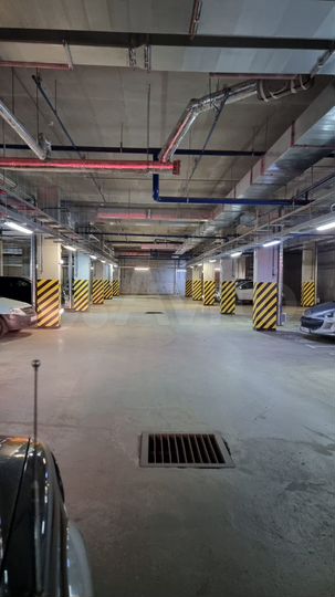 Машиноместо, 14 м²