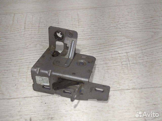 Защелка задней двери Форд Транзит