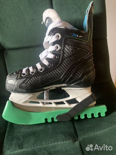 Хоккейные коньки bauer 10 R
