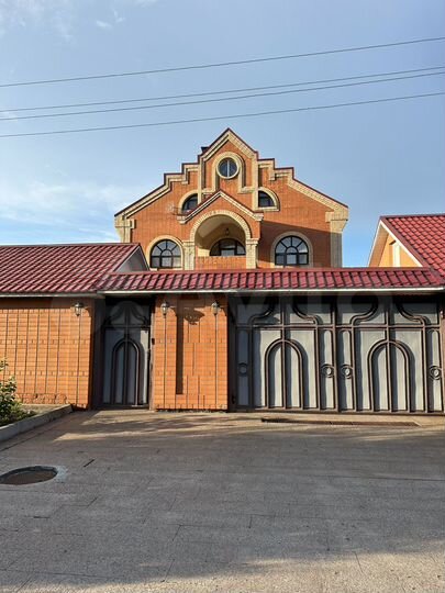 Дом 552 м² на участке 11 сот.