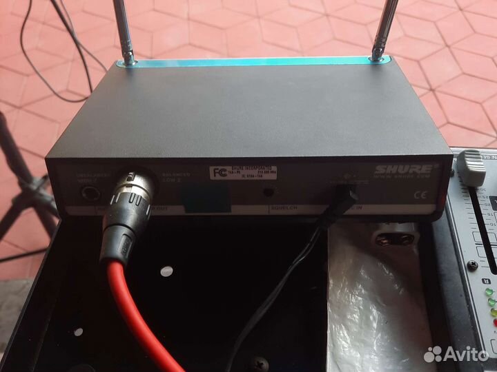 Микрофон беспроводной