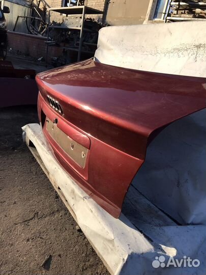 Крышка багажника Audi A4 B5 94-99г дорестайлинг