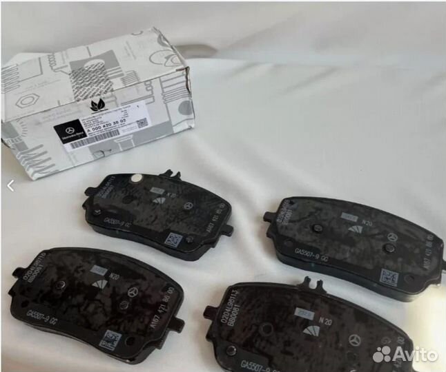 Тормозные колодки mercedes A0004203802 оригинал