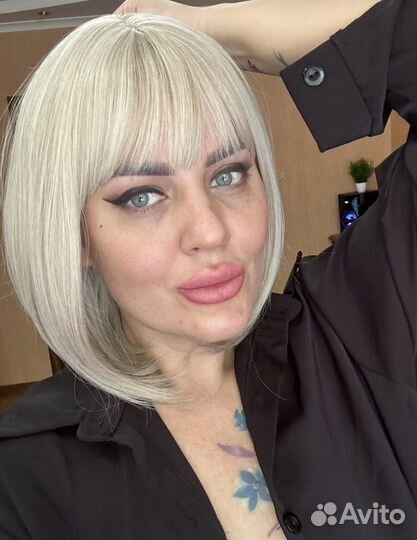 Парик каре блонд с челкой