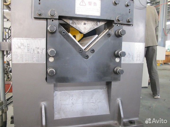 Автоматическая линия для пробивки отверстий