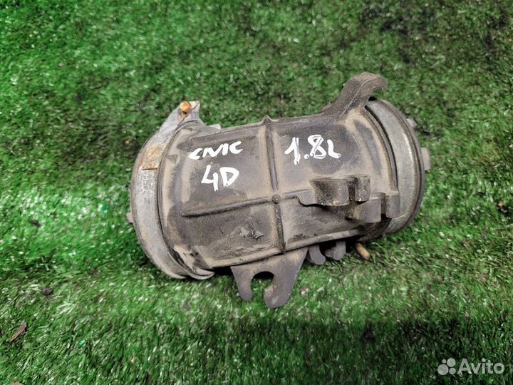 Патрубок воздушного фильтра Honda Civic 4D 1.8