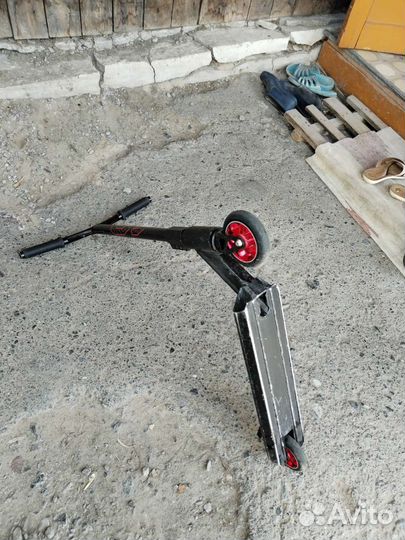 Трюковой самокат