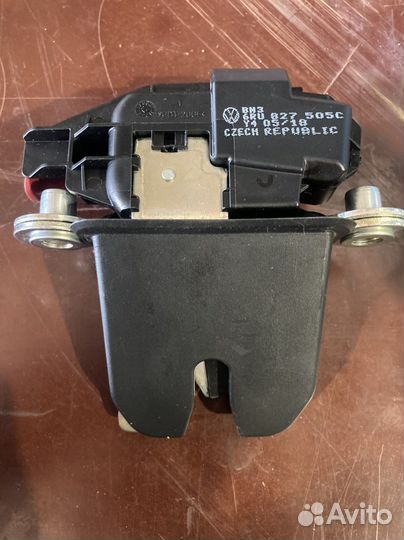 Замок багажника Volkswagen Polo