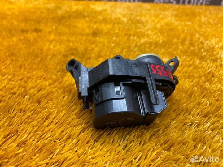 Привод заслонки отопителя Bmw 7-Series E66/65