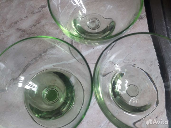 Рюмочки цветные на ножках