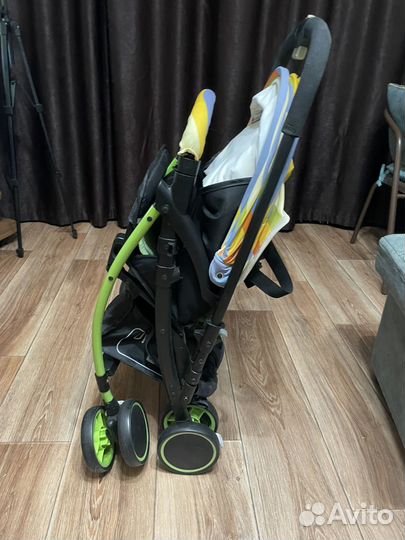 Коляска прогулочная с перекидной ручкой