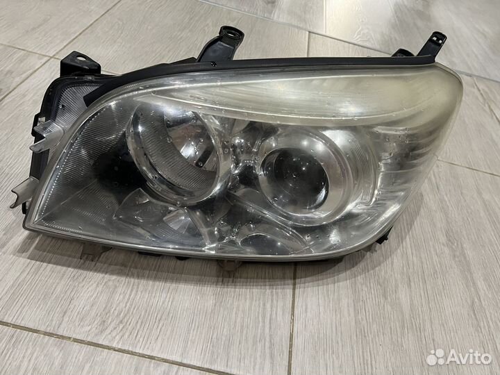 Фары на toyota rav 4 кузов 30