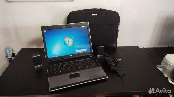 Ноутбук Asus A7U
