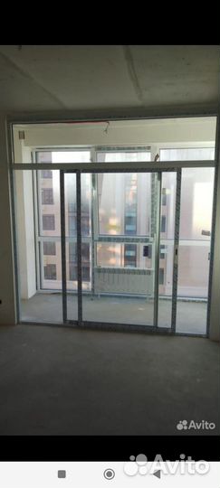 Дверь алюминиевый