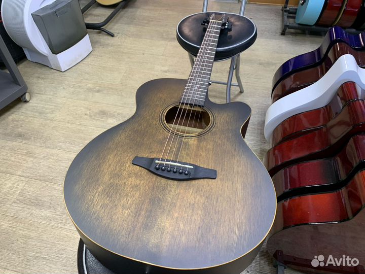 Гитара акустическая массив