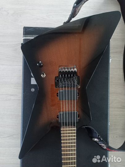 Электрогитара Explorer Baritone