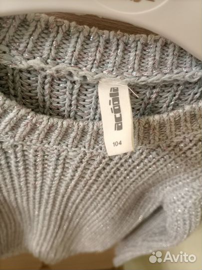 Свитер на девочку 104