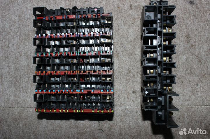 Блоки предохранителей Mercedes S-Class W140