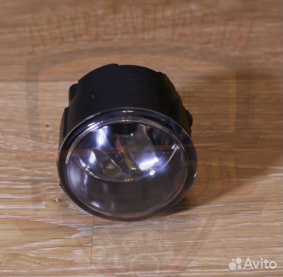 Туманка Nissan Serena C25 2005-2012