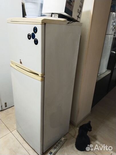 Холодильник бу