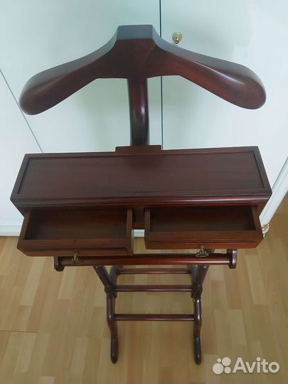 Вешалка напольная