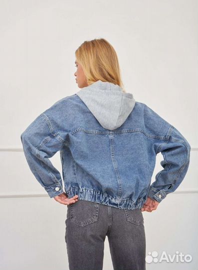 Джинсовая куртка 42-44