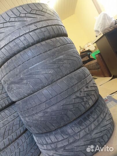 Pirelli Scorpion Winter 2 245/40 R18