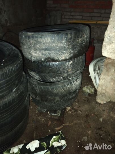 Hankook AH11 225/60 R17 19B