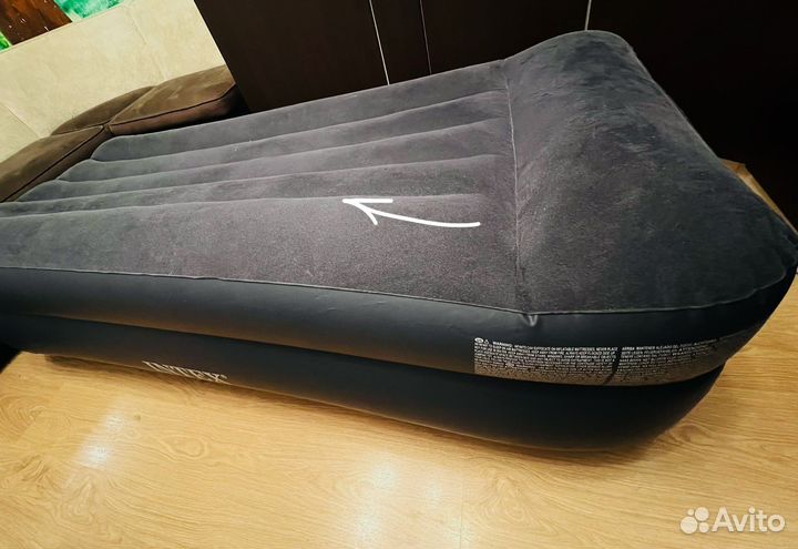 Надувной матрас intex