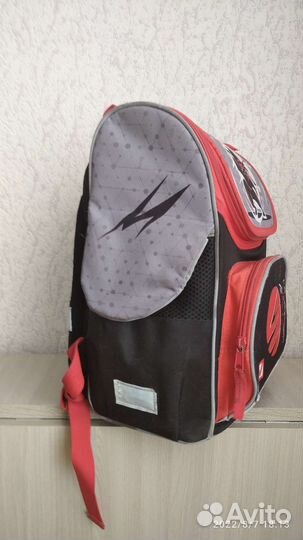 Школьный рюкзак