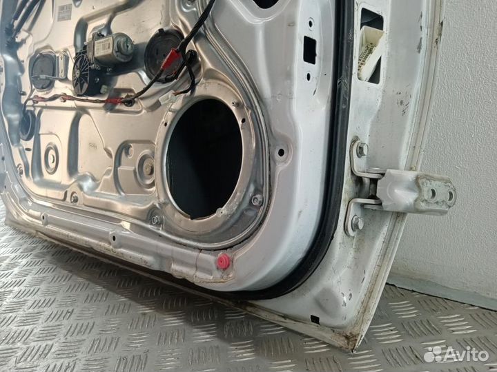 Уплотнитель двери Hyundai Elantra