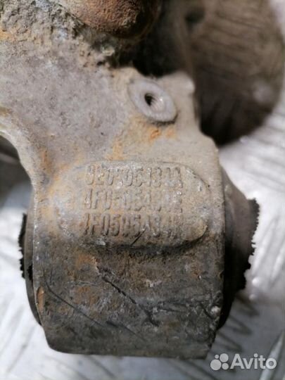 Кулак задний правый Audi A6 c6 C6