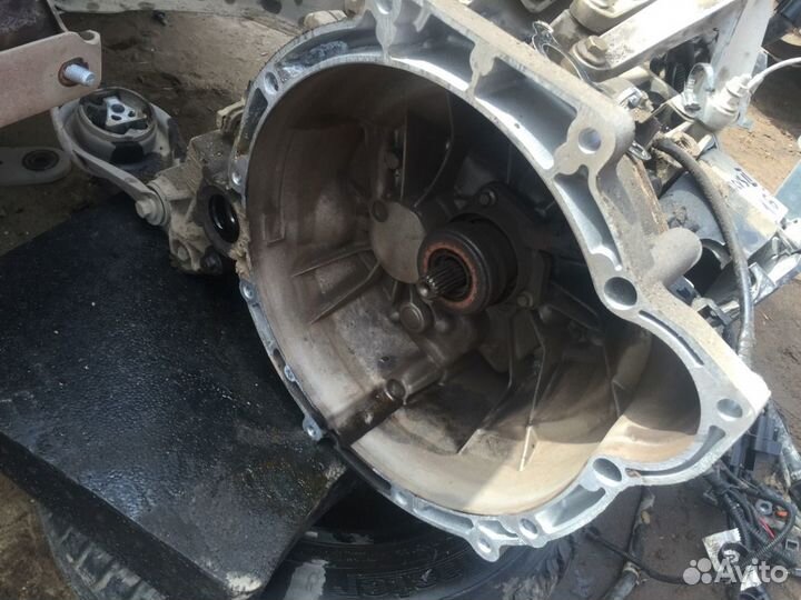 Форд фокус 2. привода 1.6л. полуоси