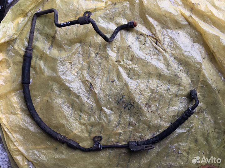 Трубка гур Mazda 626 GE 91-97 гг