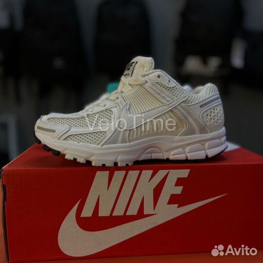 Кроссовки nike vomero 5 женские