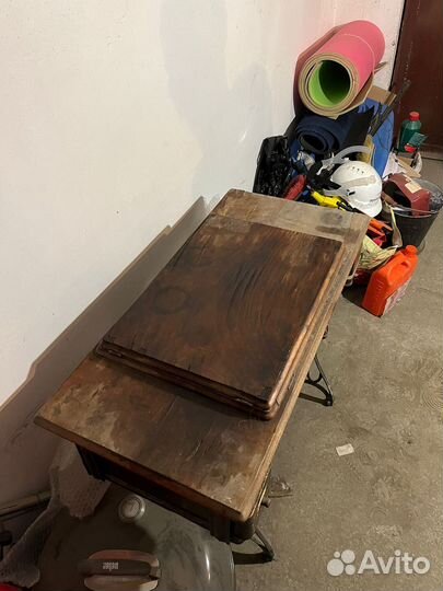 Швейная машинка ножная Zinger