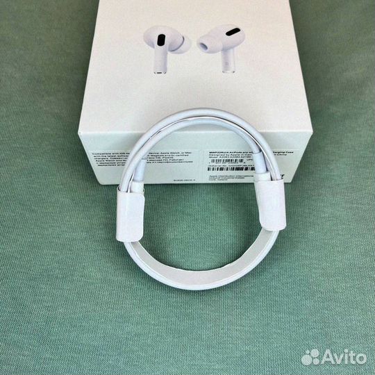 AirPods Pro 2: Музыка, которая двигает