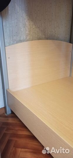 Кровать двухярусная бу