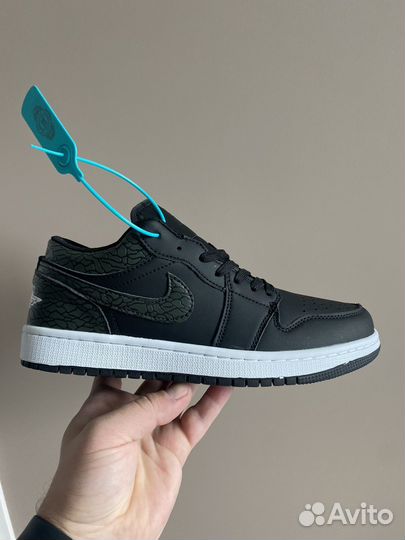 Кроссовки Nike air jordan 1