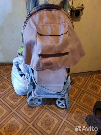 Прогулочная коляска