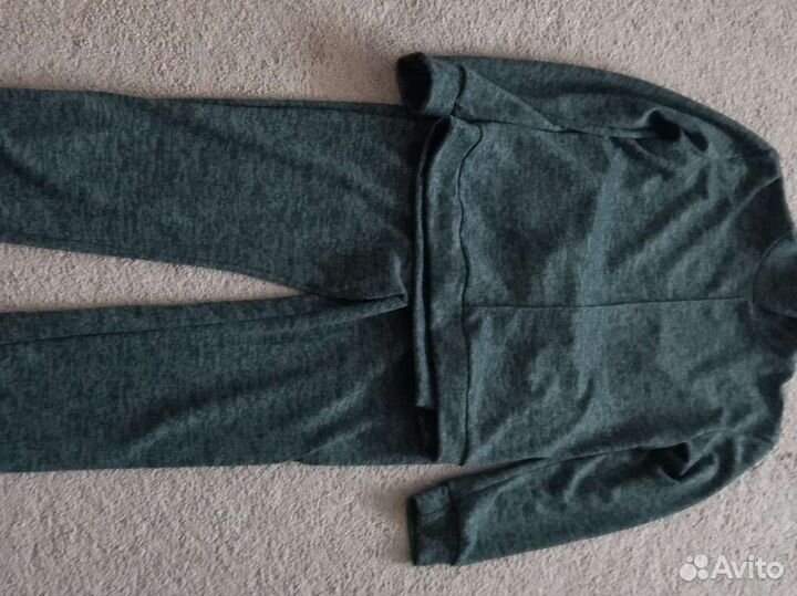 Костюм женский