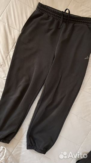 Спортивный костюм женский