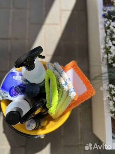 Клининг. Мойка окон балконов Уборка квартир домов