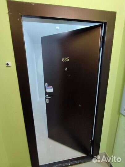 Дверь входная металлическая новая
