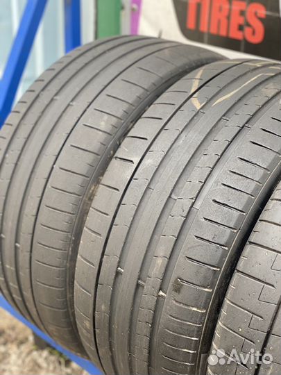 Pirelli P Zero PZ4 275/35 R21 и 315/30 R21