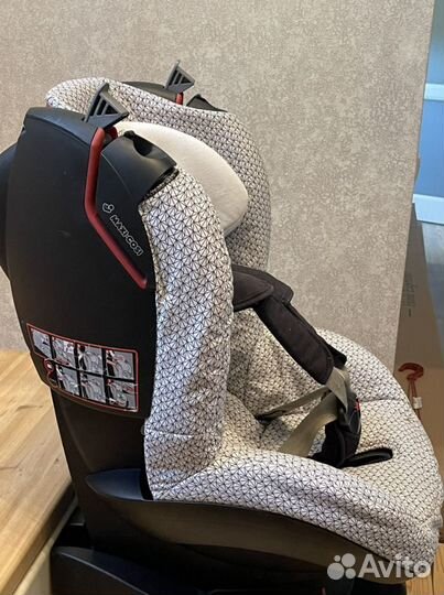 Автокресло maxi cosi