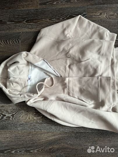 Спортивный костюм женский