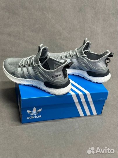 Кроссовки Adidas мужские