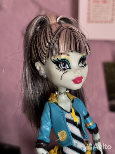 Monster high. Frankie Stein